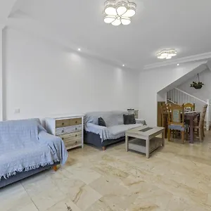 Holiday home Chafari Garden