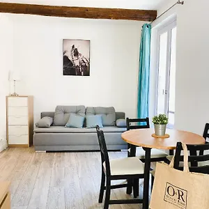 Appartement Or - Studio En Plein Centre De Sur Sorgue