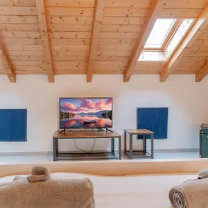 https://cascina-dei-pastori-loft-milena.it-lombardy.com