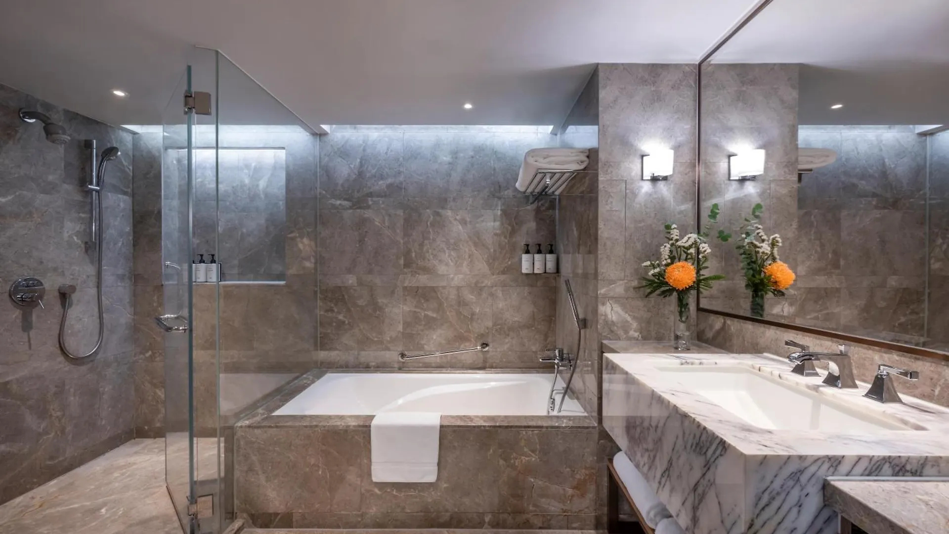 Intercontinental Grand Stanford Hong Kong By Ihg Hotel